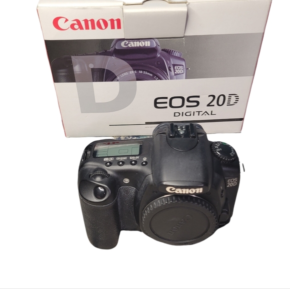 Canon 20D camera body & avcessories - Picture 2 of 8